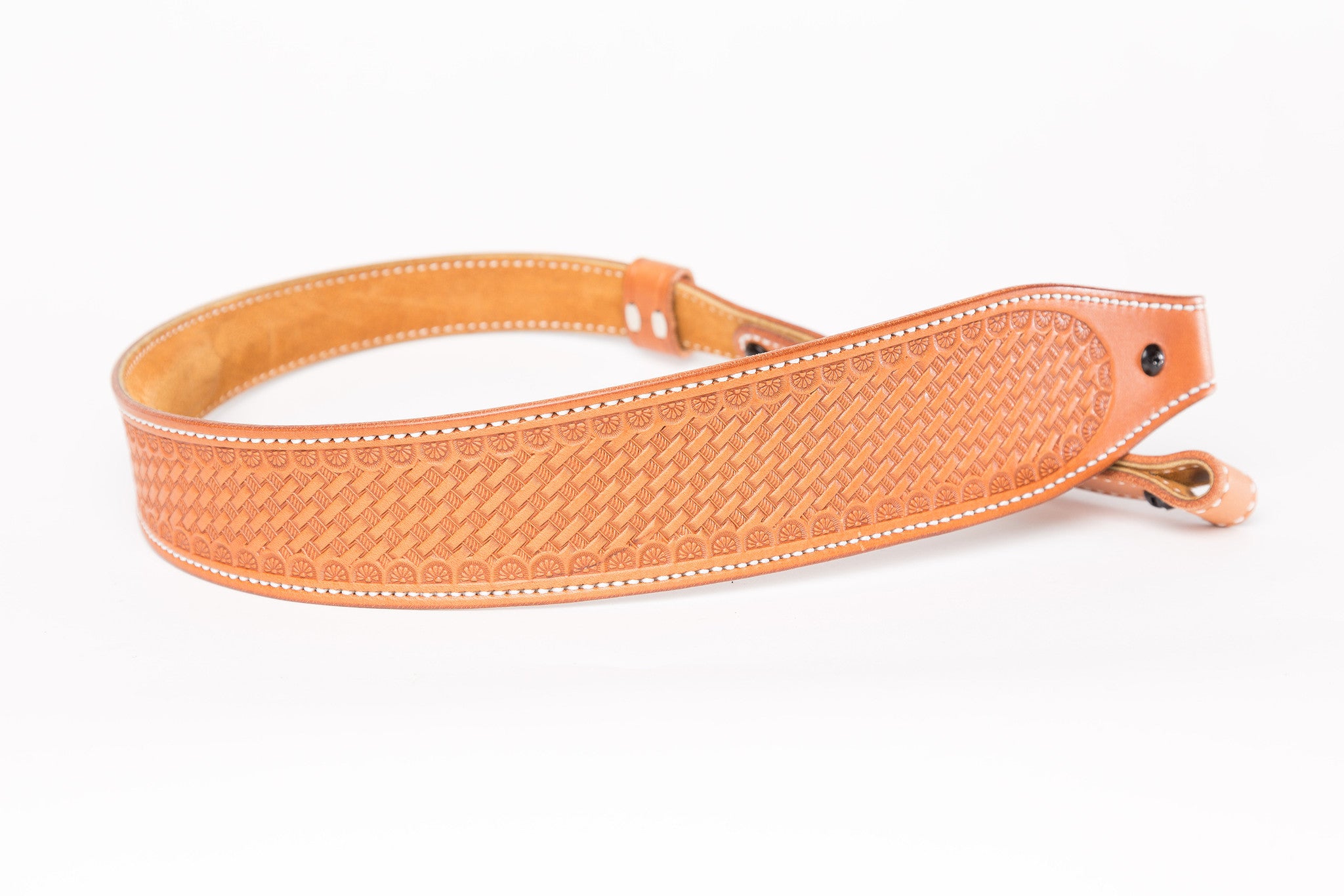 An application scenario or product detail of custom leather gun slings - Image 11