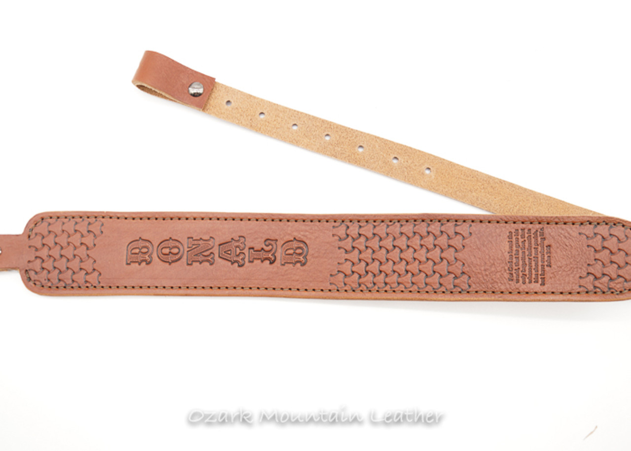 An application scenario or product detail of custom leather gun slings - Image 18