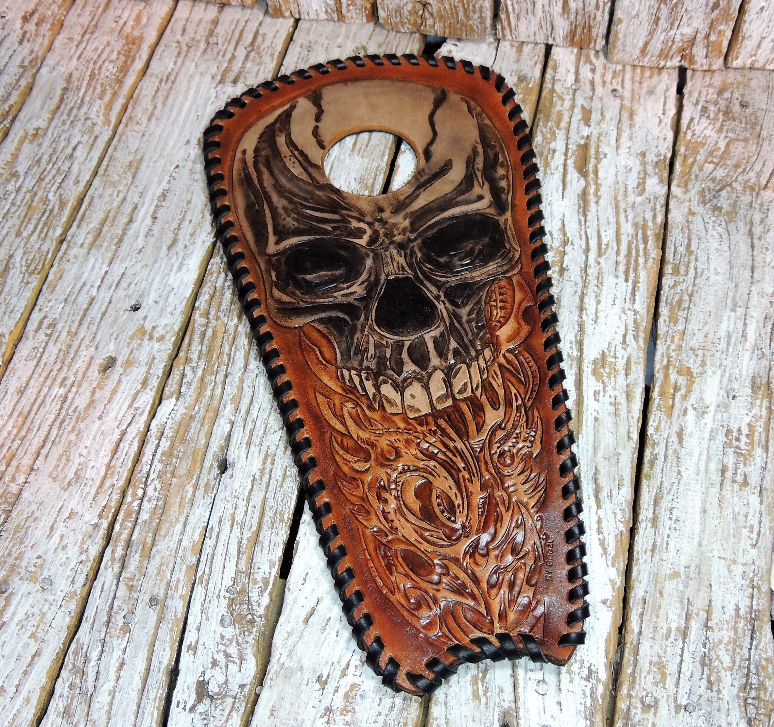 An application scenario or product detail of custom leather harley tank bibs - Image 9