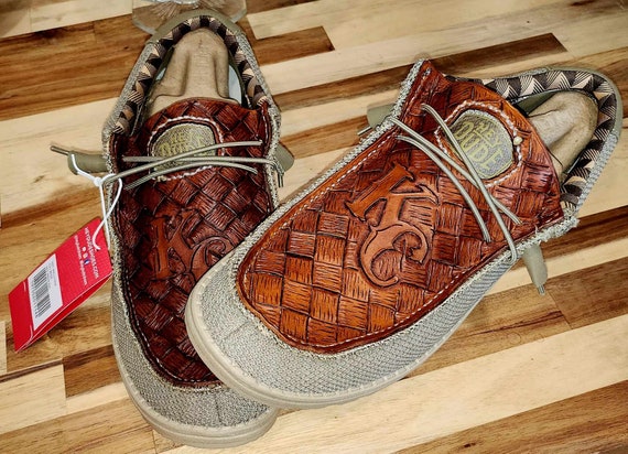 An application scenario or product detail of custom leather hey dudes - Image 7