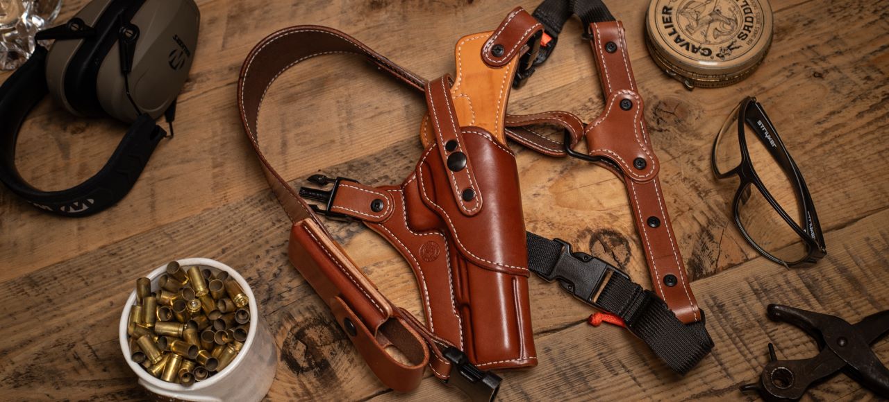 An application scenario or product detail of custom leather holster makers list - Image 12