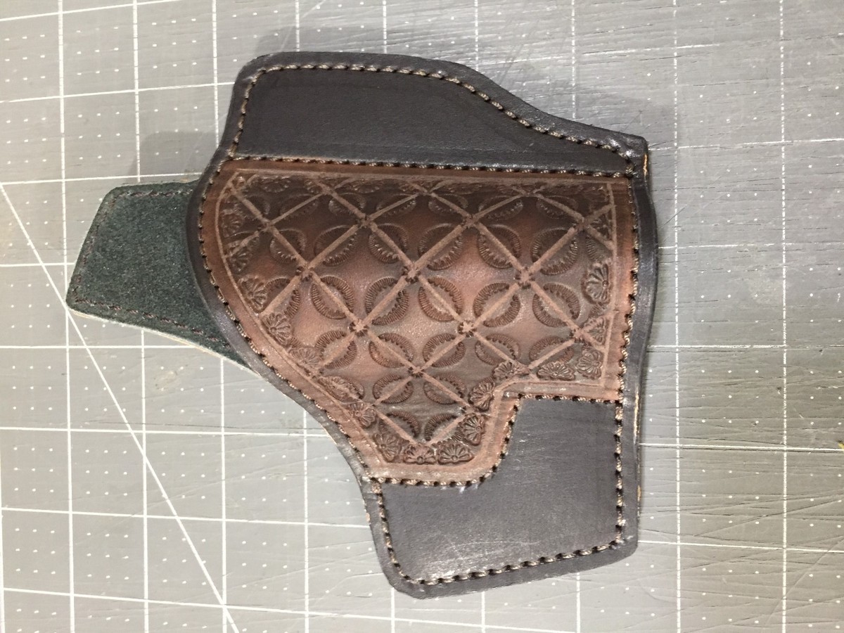 An application scenario or product detail of custom leather holsters near me - Image 18