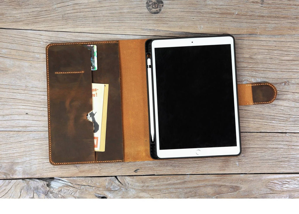 An application scenario or product detail of custom leather ipad case - Image 21