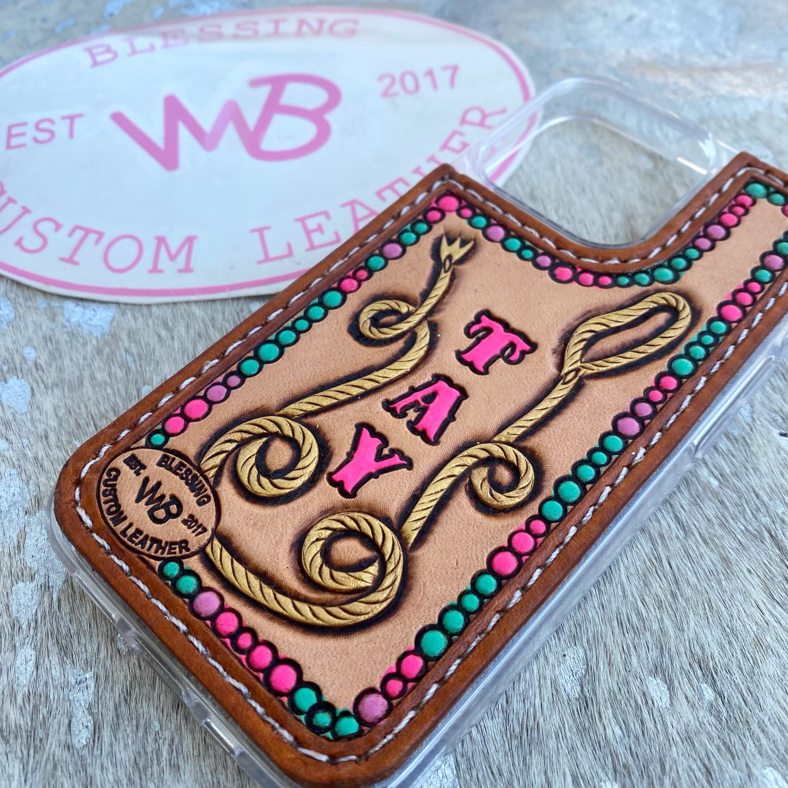 An application scenario or product detail of custom leather iphone case - Image 14
