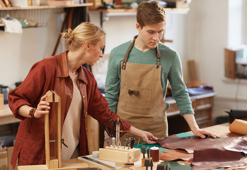 An application scenario or product detail of custom leather items - Image 13