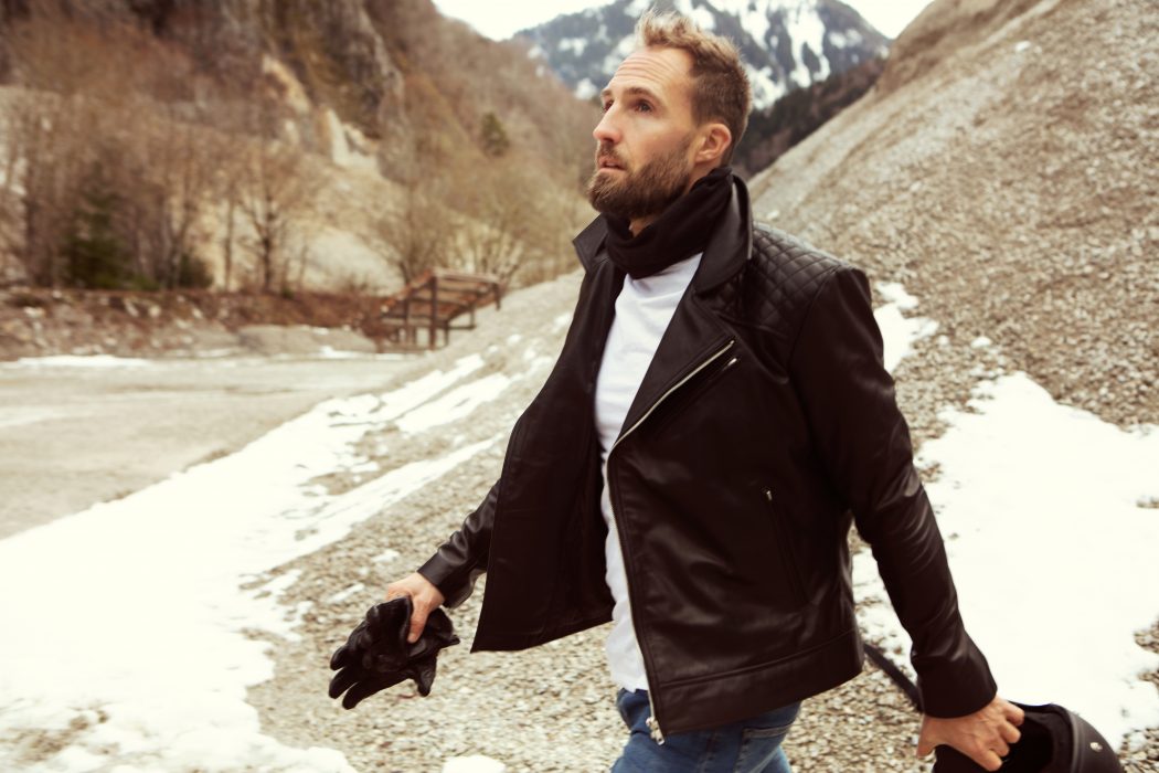 An application scenario or product detail of custom leather jacket maker - Image 13
