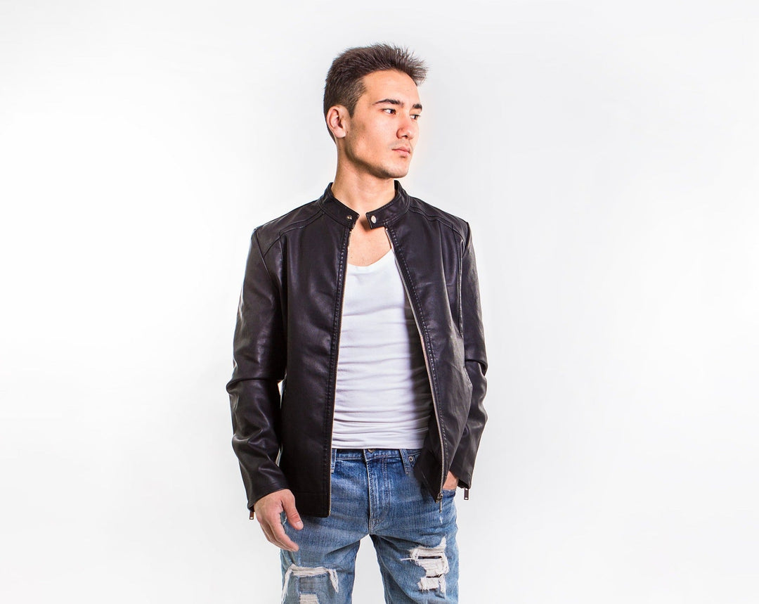 An application scenario or product detail of custom leather jacket mens - Image 11