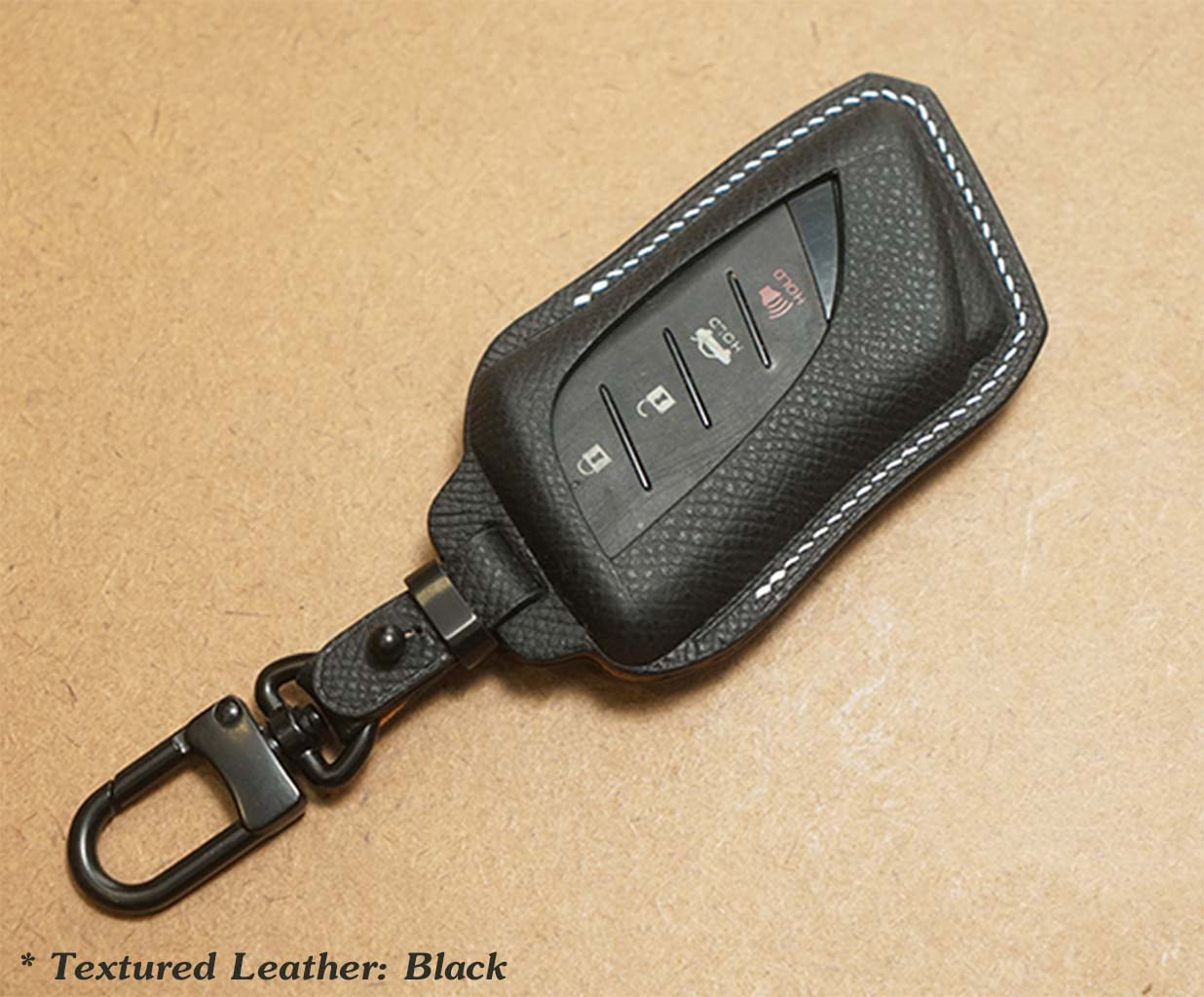 An application scenario or product detail of custom leather key fob - Image 18