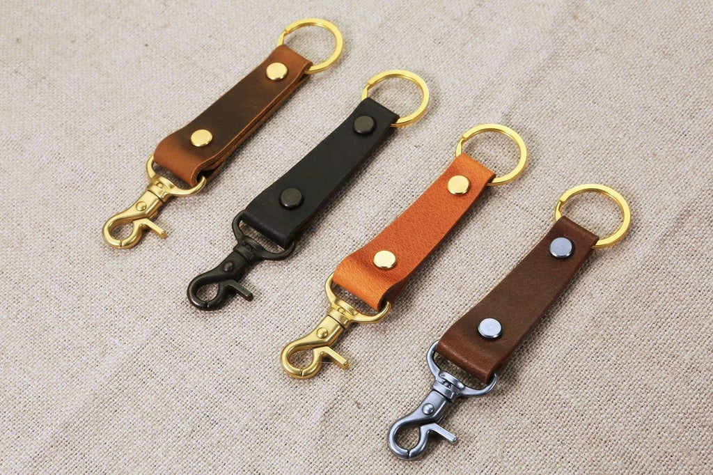 An application scenario or product detail of custom leather key fob - Image 21