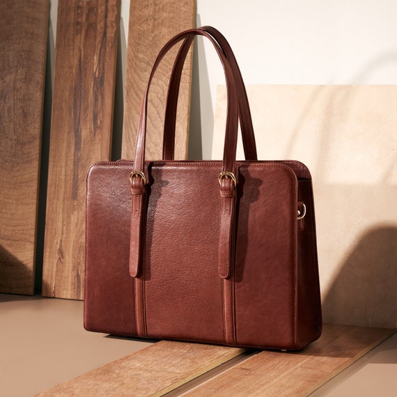 Featured image for the custom leather laptop bag guide
