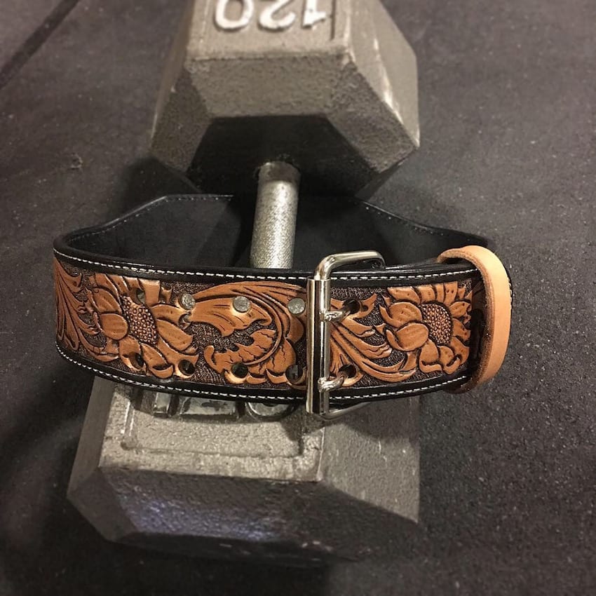 An application scenario or product detail of custom leather lifting belt - Image 24