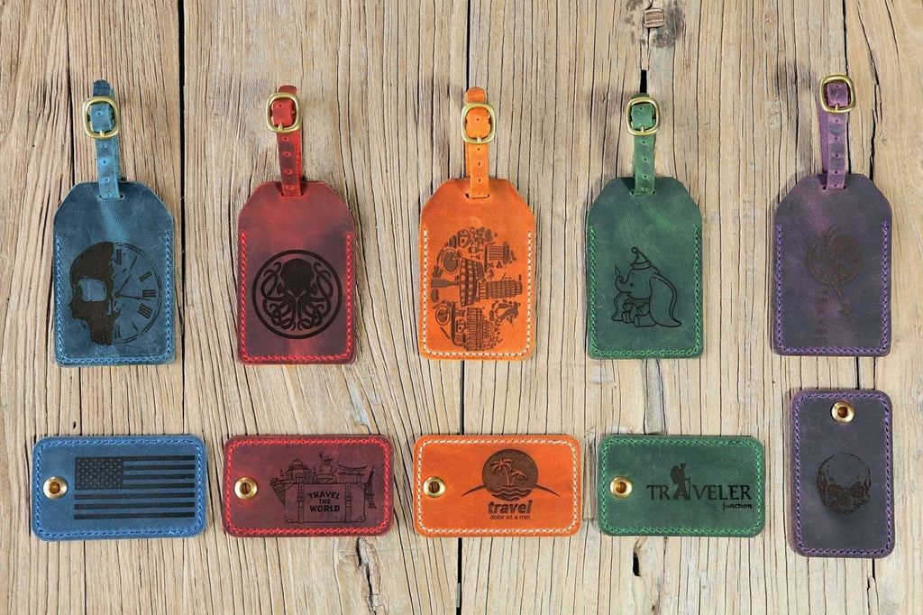 An application scenario or product detail of custom leather luggage tags - Image 16