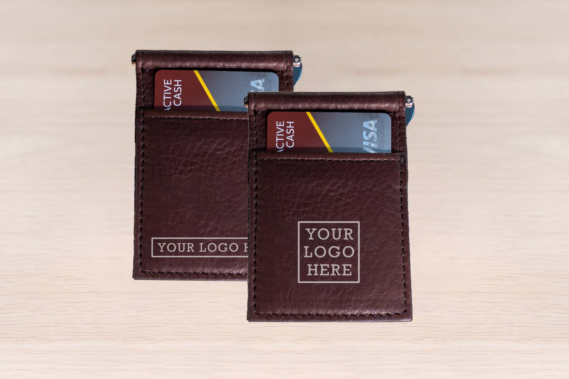 An application scenario or product detail of custom leather money clip wallet - Image 4