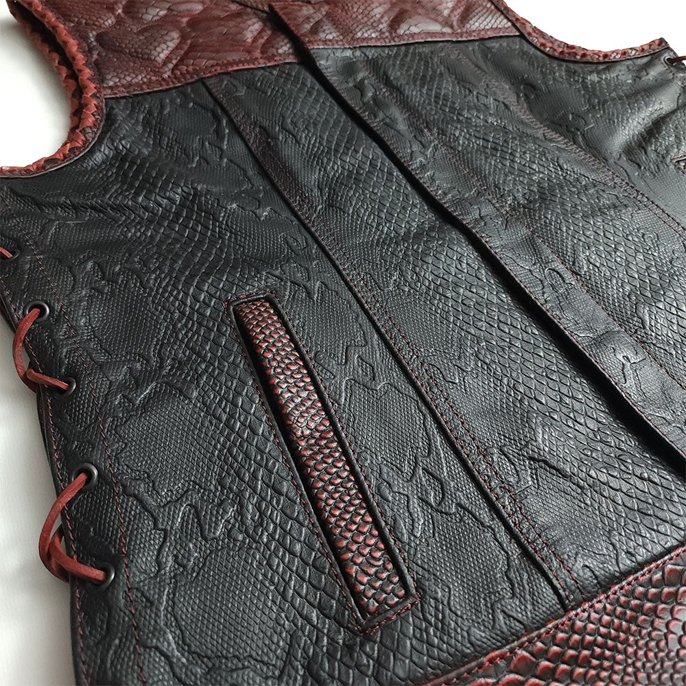 An application scenario or product detail of custom leather motorcycle vest - Image 16