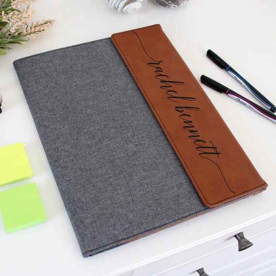 An application scenario or product detail of custom leather notepad - Image 4