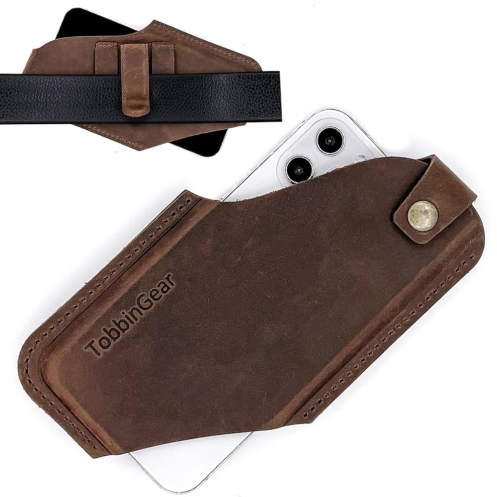 An application scenario or product detail of custom leather phone holster - Image 12
