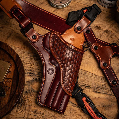 An application scenario or product detail of custom leather pistol holsters - Image 24