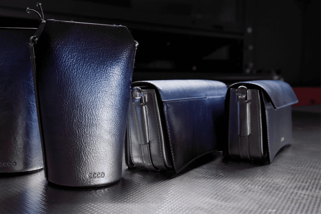 An application scenario or product detail of custom leather printing - Image 13