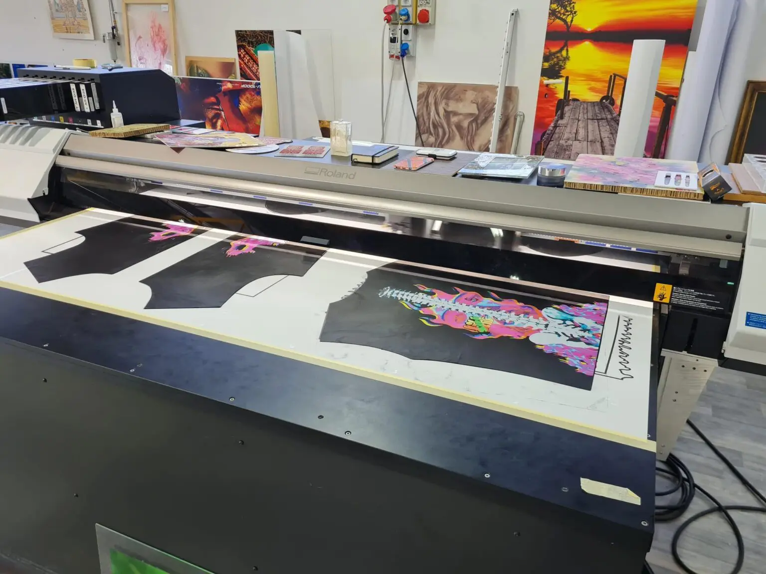 An application scenario or product detail of custom leather printing - Image 18