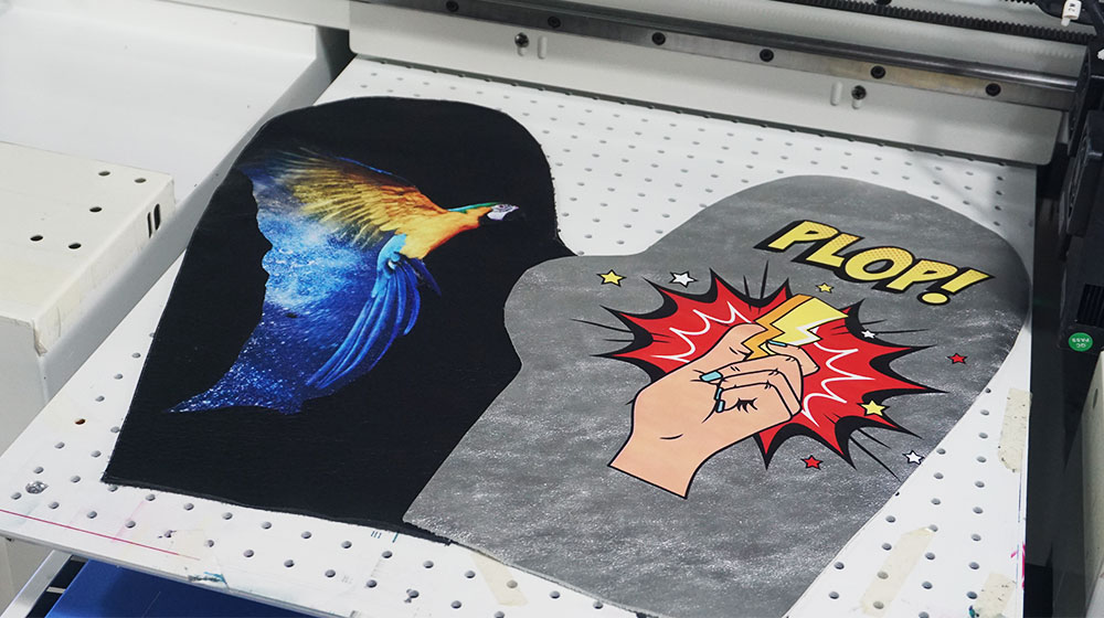 An application scenario or product detail of custom leather printing - Image 23
