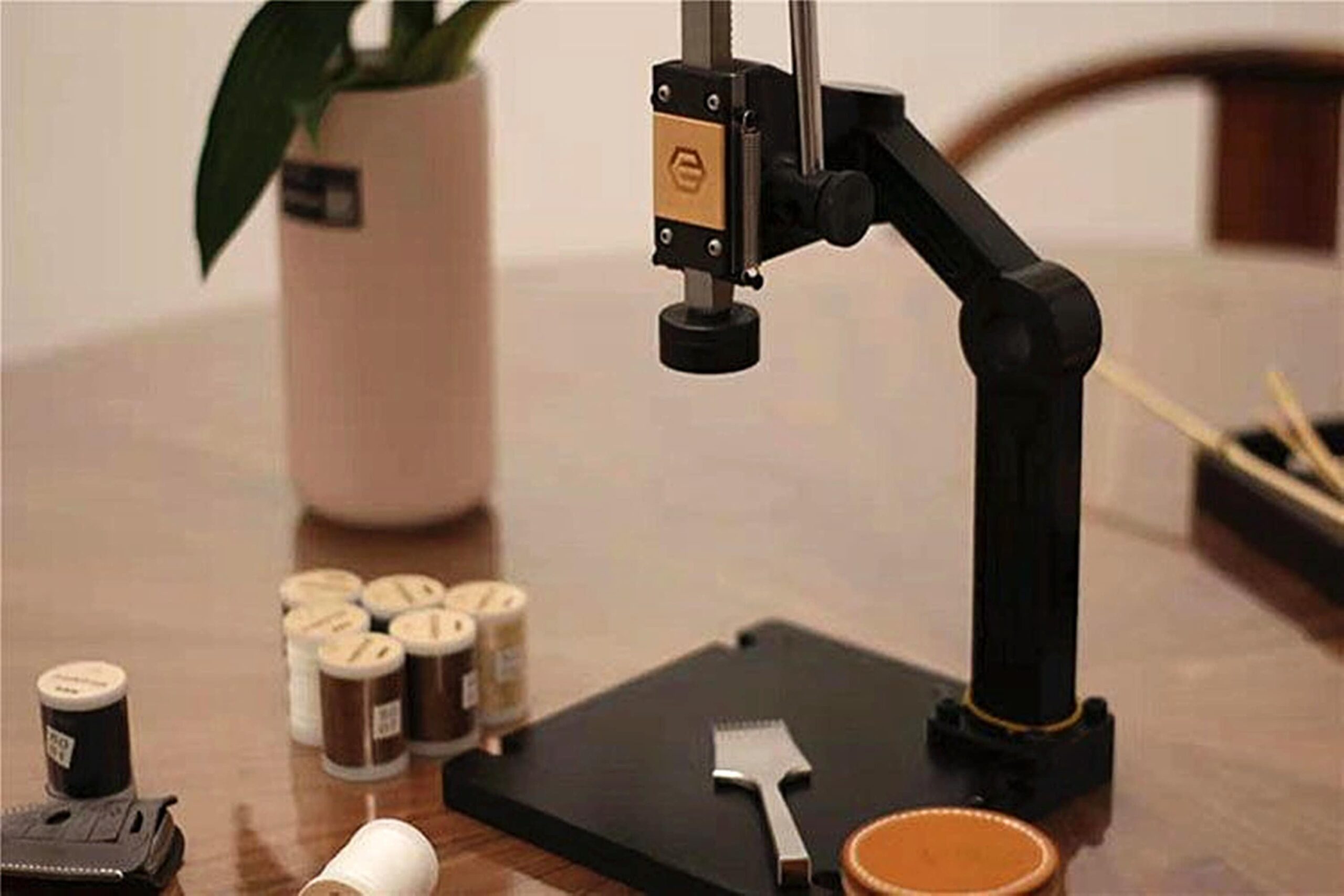An application scenario or product detail of custom leather punch - Image 16