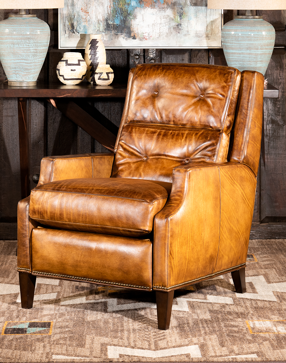 An application scenario or product detail of custom leather recliner - Image 1