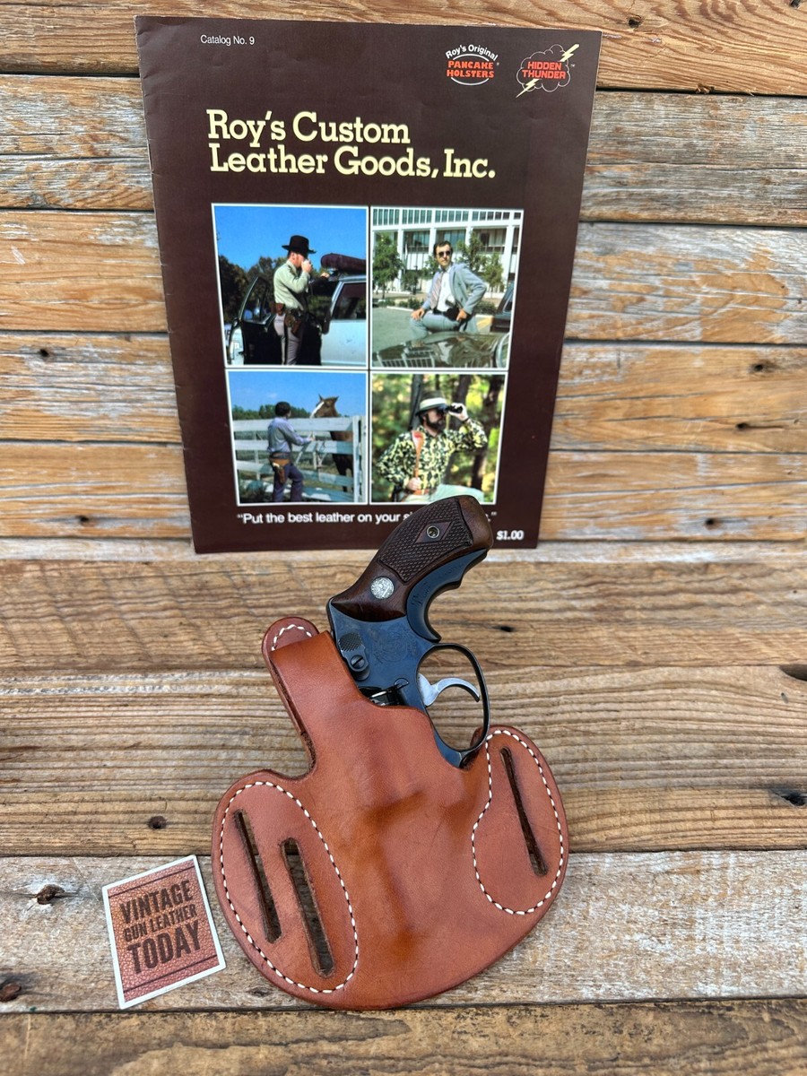An application scenario or product detail of custom leather revolver holsters - Image 17