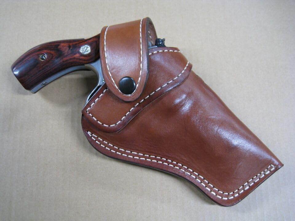 An application scenario or product detail of custom leather revolver holsters - Image 18