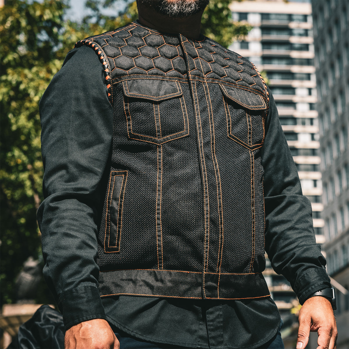 An application scenario or product detail of custom leather riding vest - Image 8