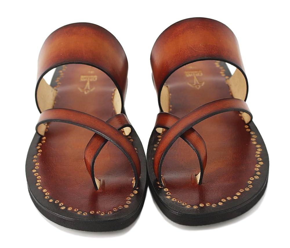 An application scenario or product detail of custom leather sandals - Image 5