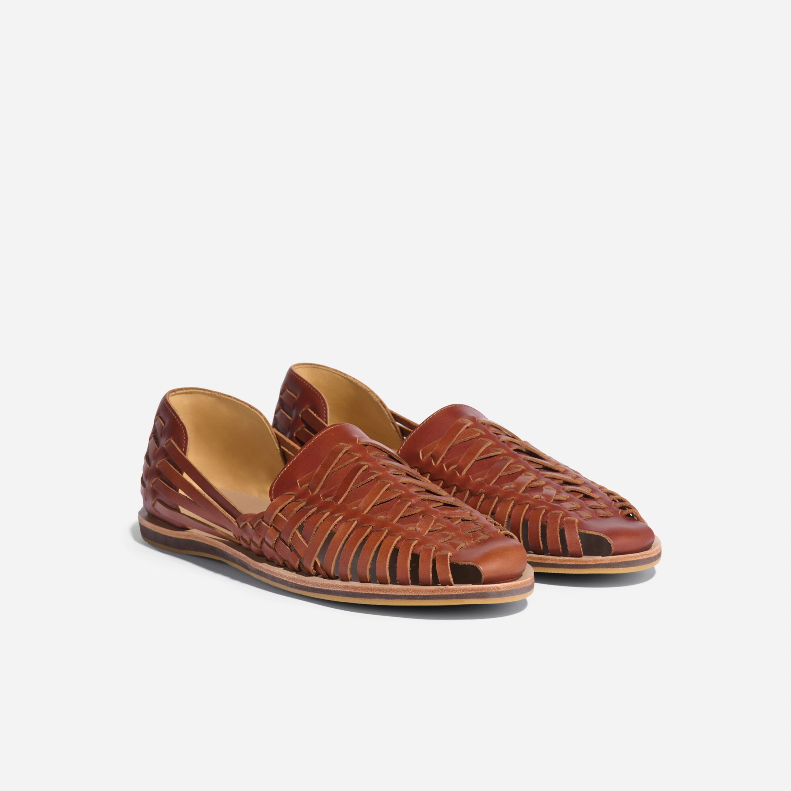 An application scenario or product detail of custom leather sandals - Image 11