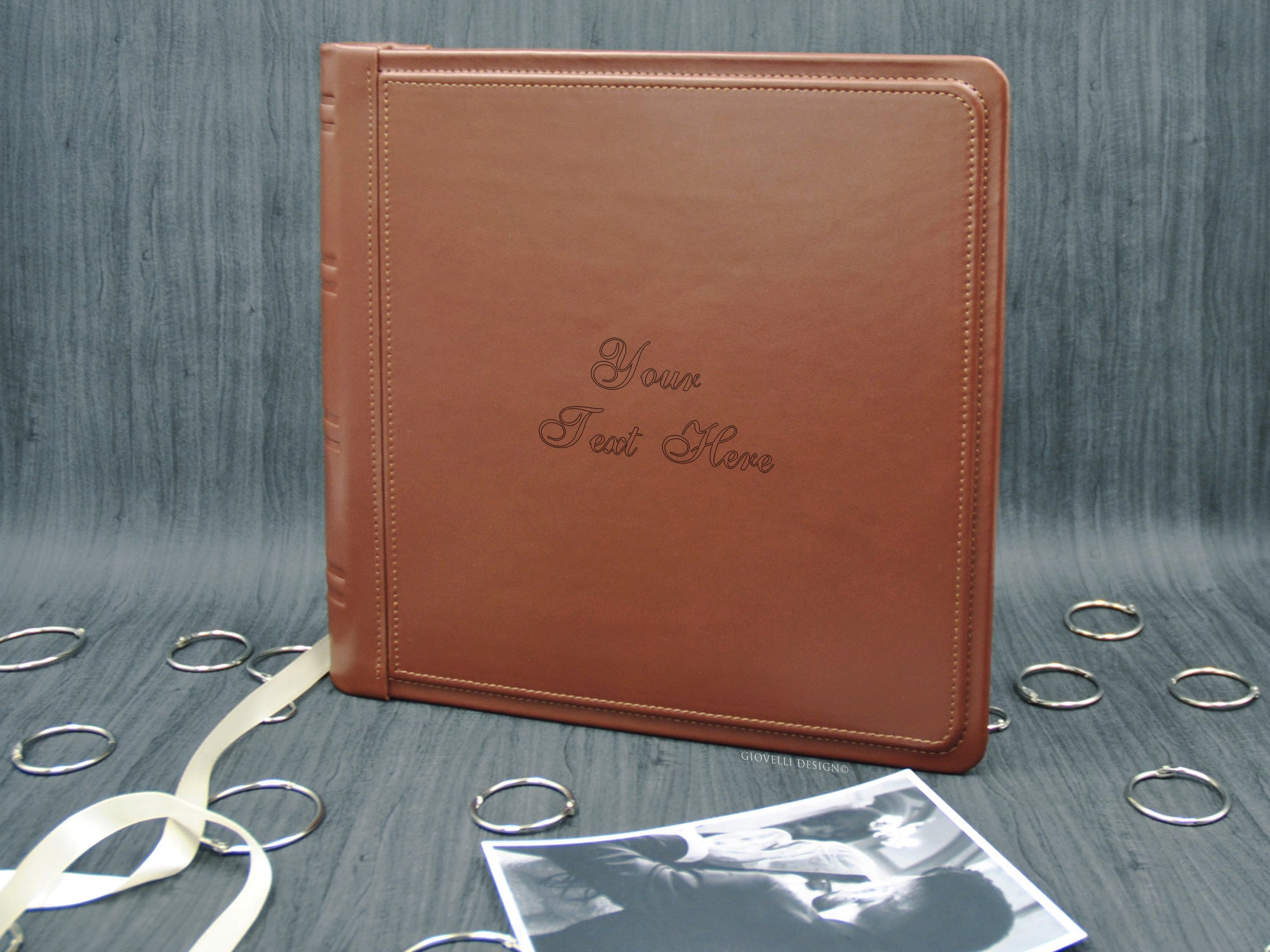 An application scenario or product detail of custom leather scrapbook - Image 16