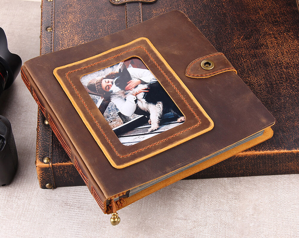 An application scenario or product detail of custom leather scrapbook - Image 18