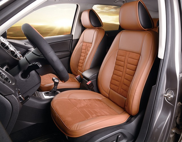 An application scenario or product detail of custom leather seating - Image 11
