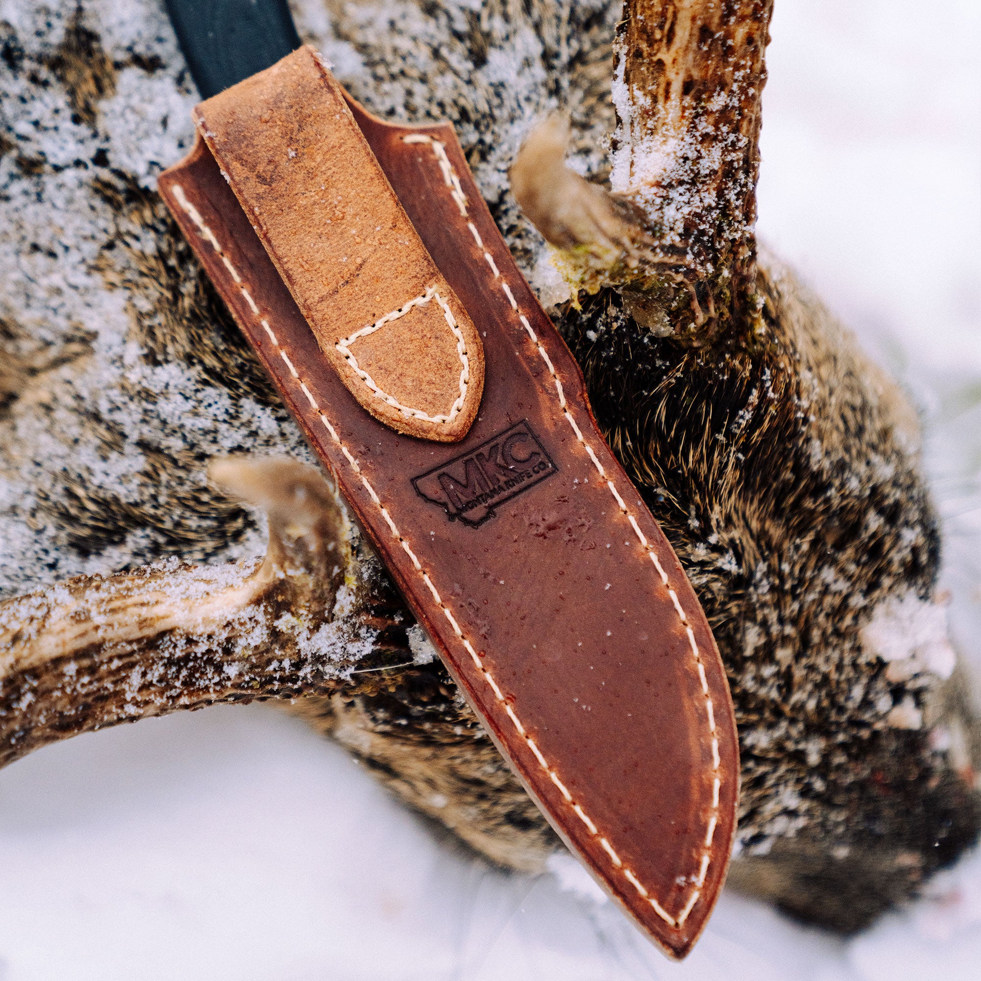 An application scenario or product detail of custom leather sheath - Image 1