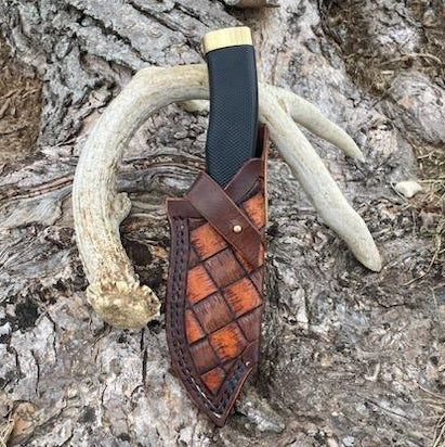 An application scenario or product detail of custom leather sheath - Image 17