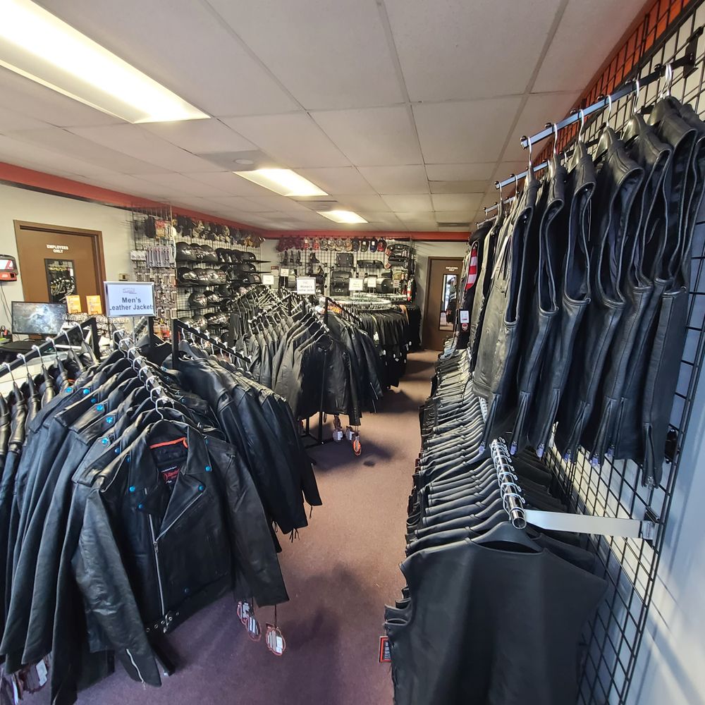 An application scenario or product detail of custom leather shops near me - Image 6