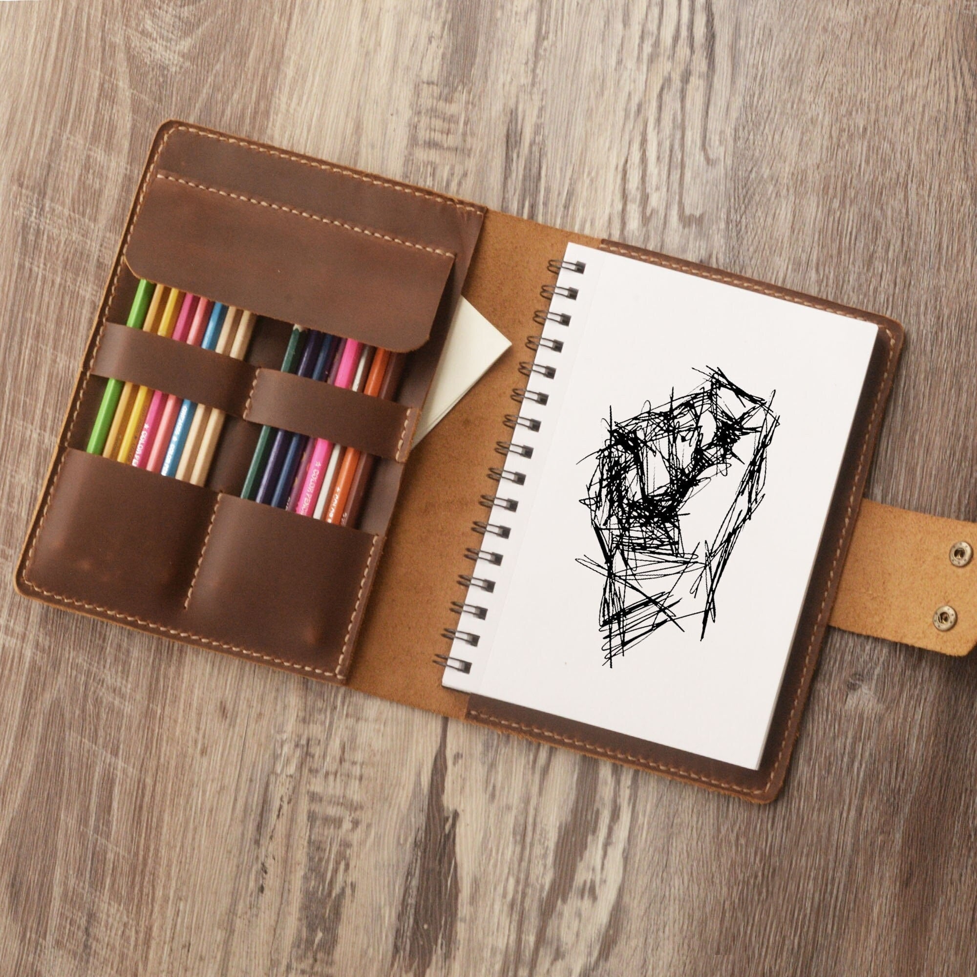 An application scenario or product detail of custom leather sketchbook - Image 20