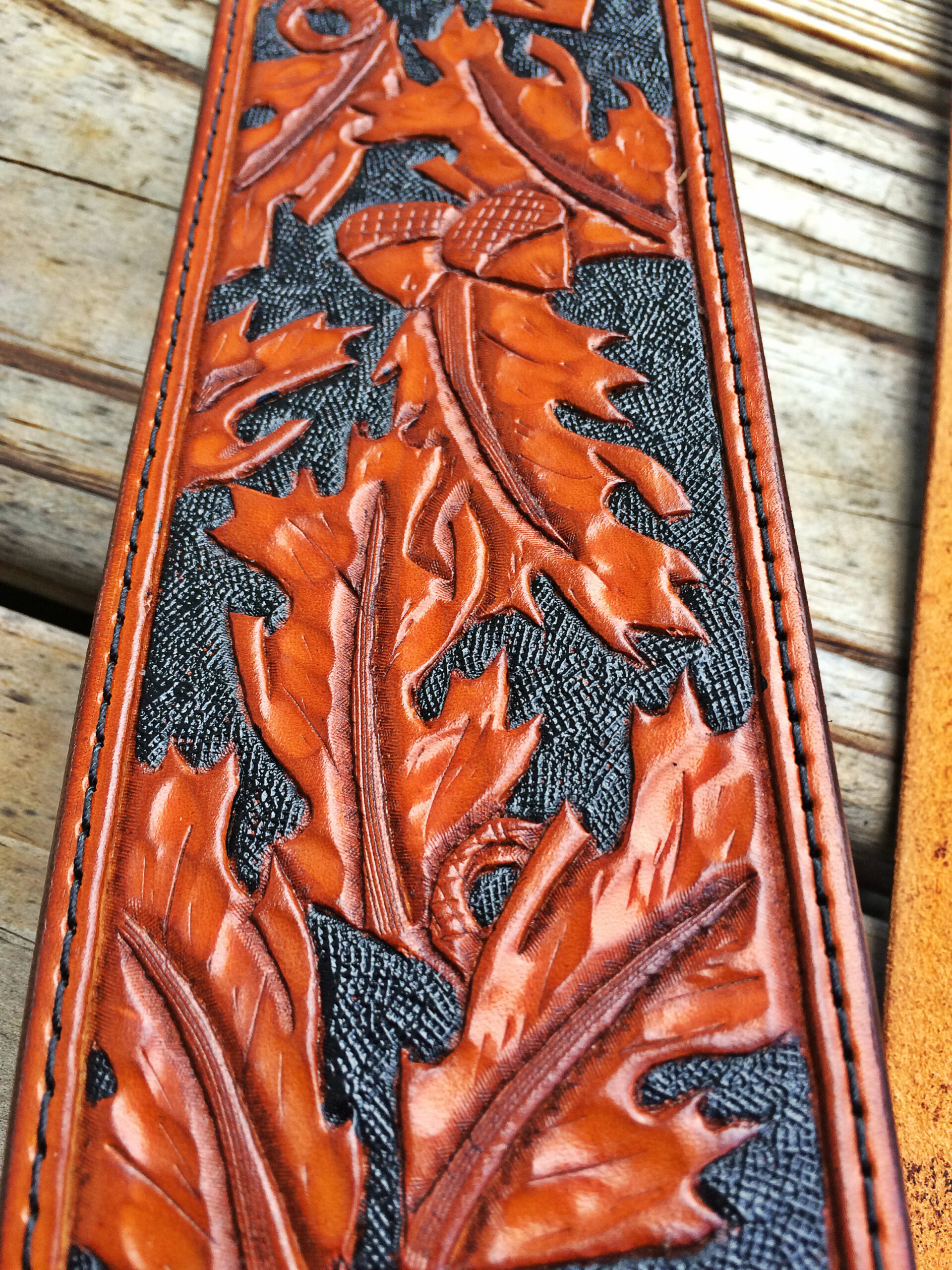 An application scenario or product detail of custom leather slings - Image 2