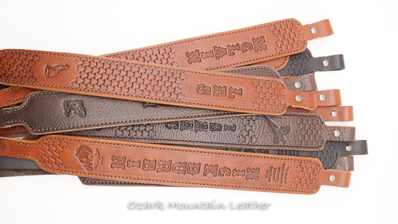 An application scenario or product detail of custom leather slings - Image 4