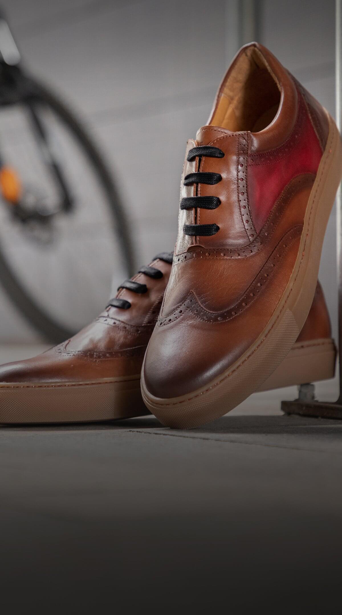 An application scenario or product detail of custom leather sneakers - Image 17