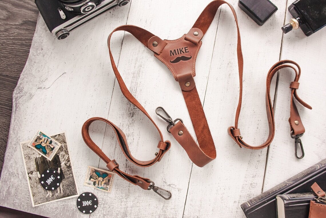 An application scenario or product detail of custom leather suspenders - Image 11