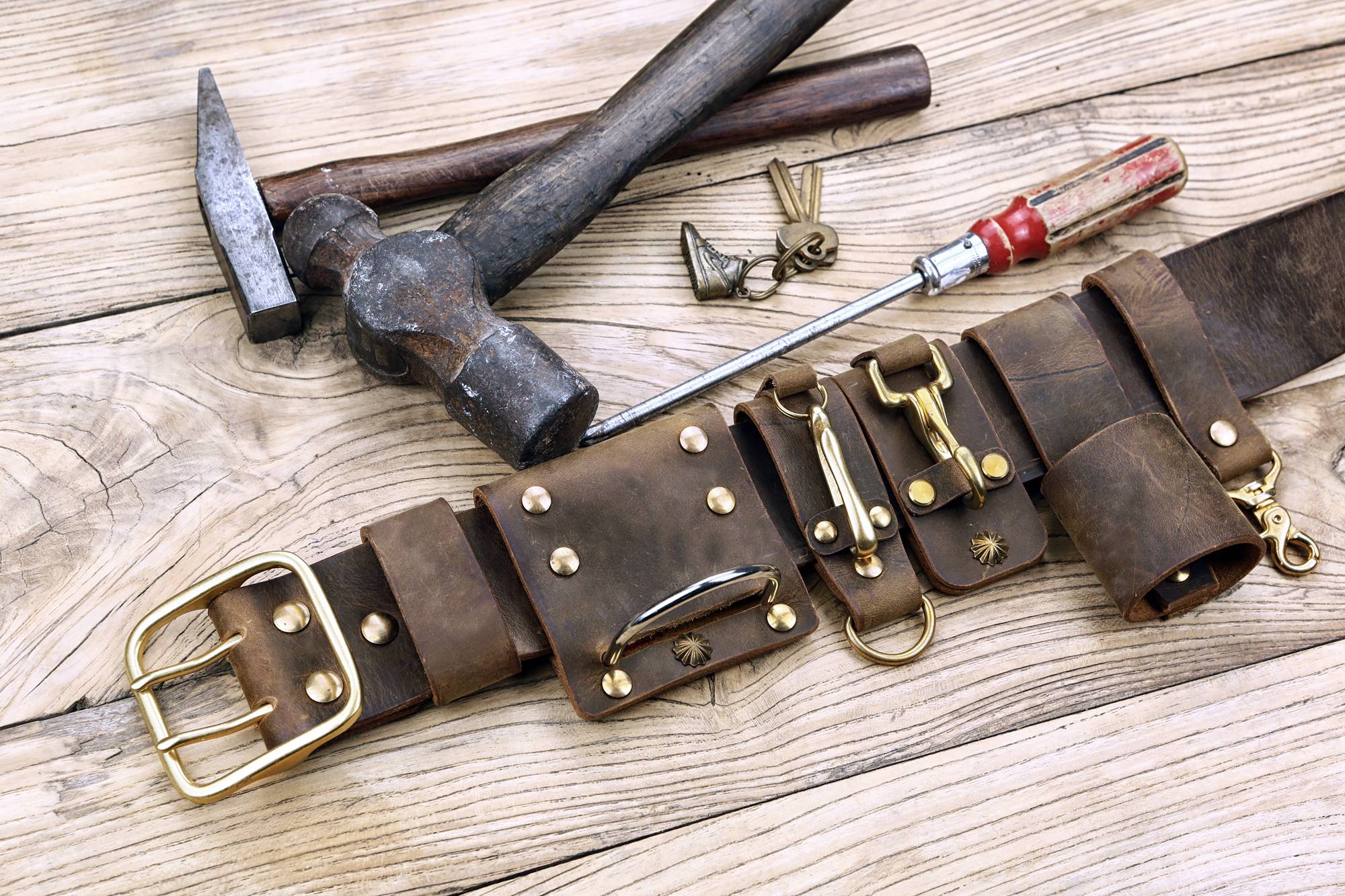 An application scenario or product detail of custom leather tool belt - Image 20