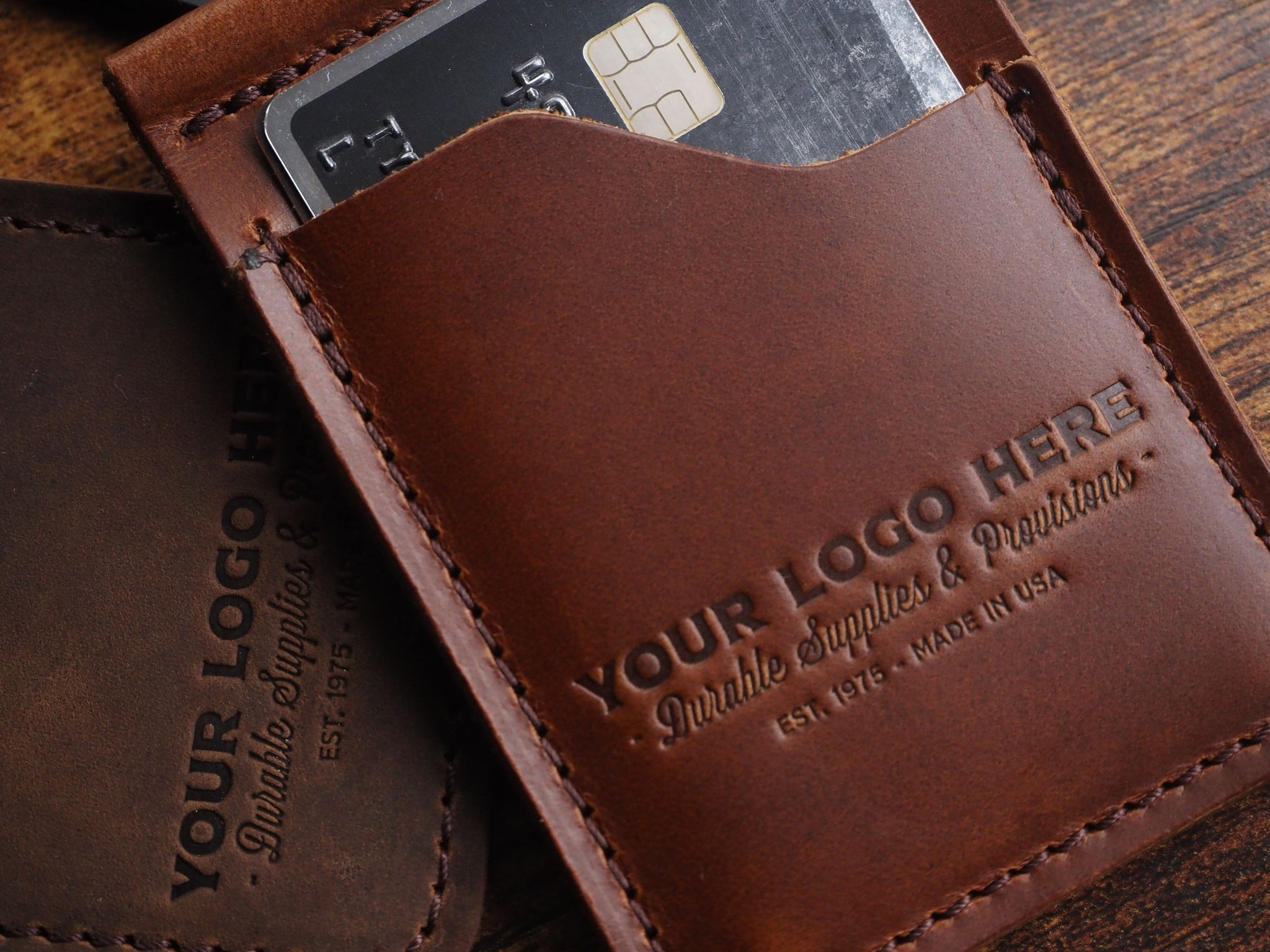An application scenario or product detail of custom leather wallets - Image 11