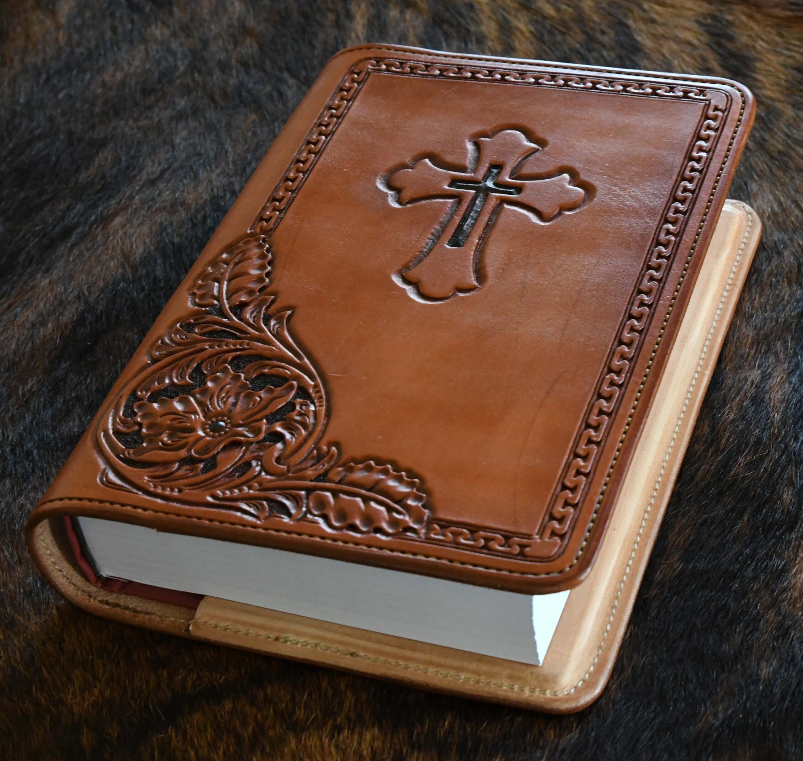 An application scenario or product detail of custom leather work near me - Image 17