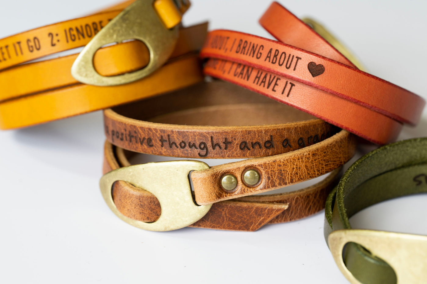 An application scenario or product detail of custom made leather bracelets - Image 5