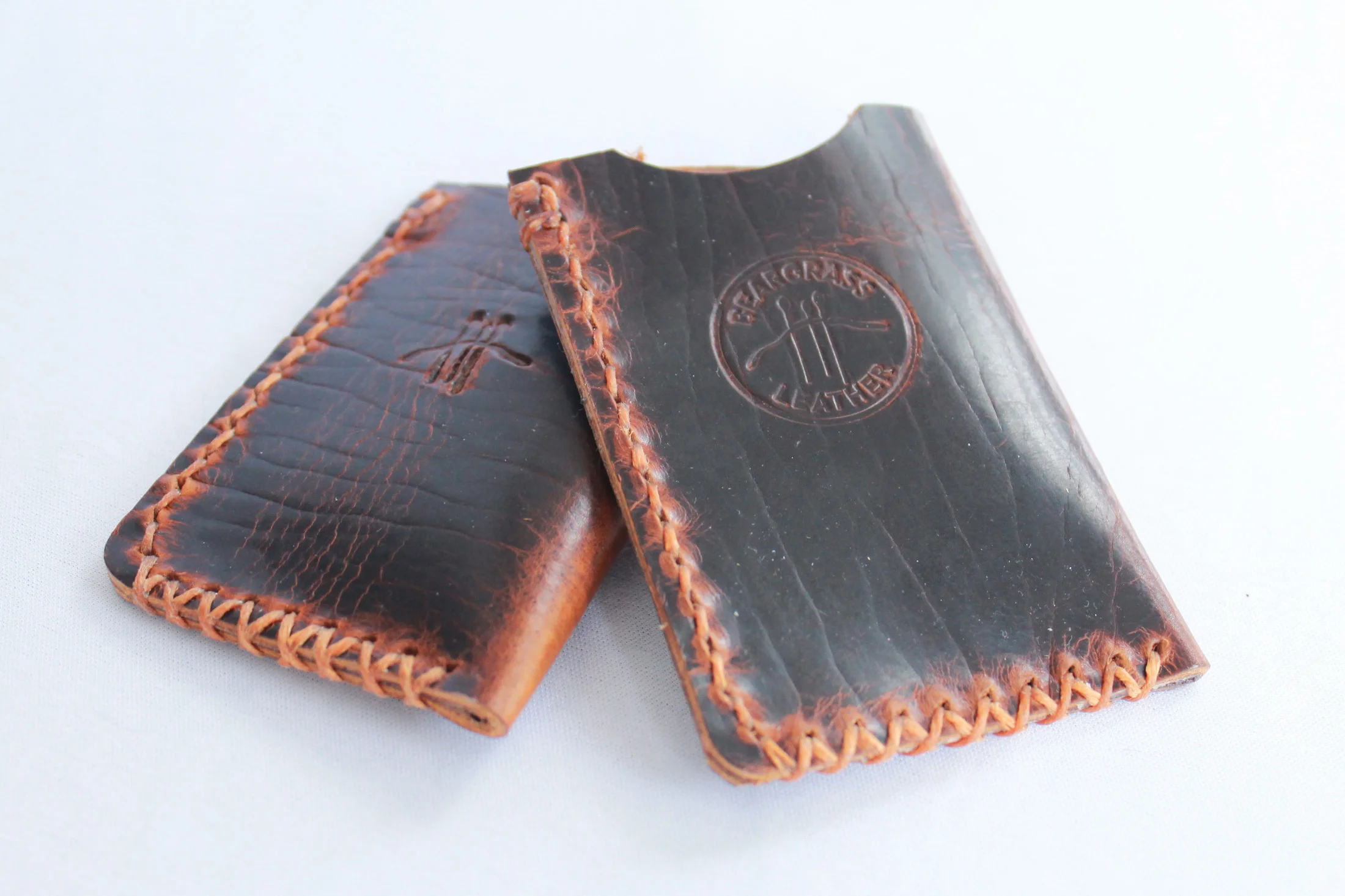 An application scenario or product detail of custom made leather wallets - Image 11