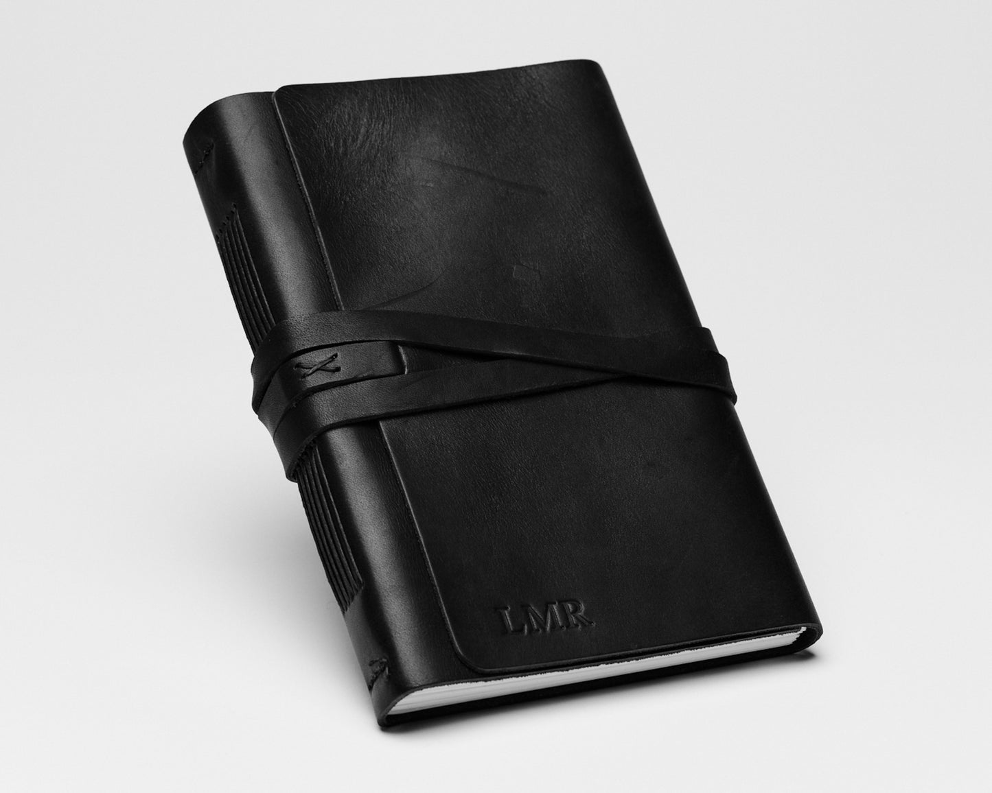 An application scenario or product detail of customized leather journal - Image 9