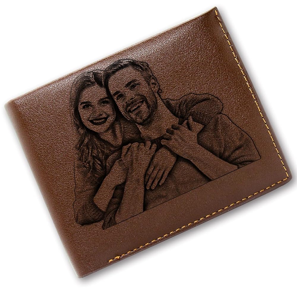 An application scenario or product detail of customized leather wallet - Image 2