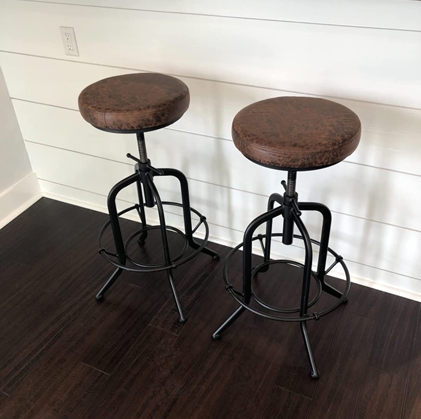 An application scenario or product detail of deals on leather bar stools - Image 13